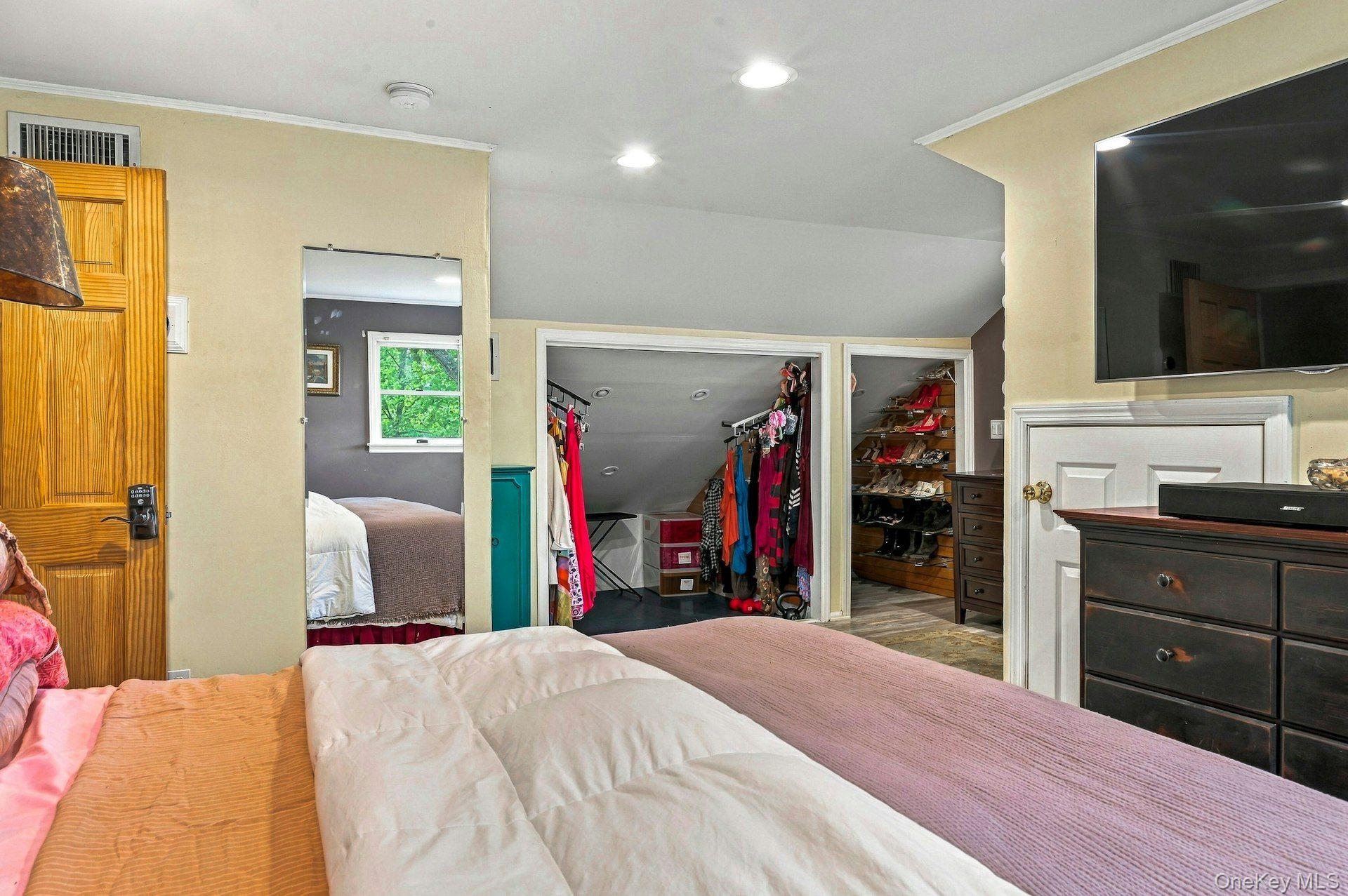 24 Avenue B Property Photo 26