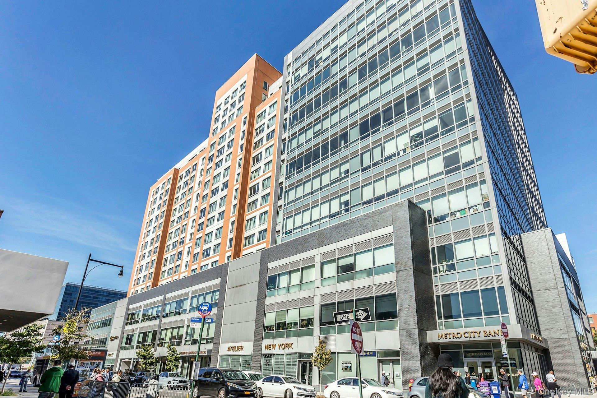 138-35 39th Avenue 14m Property Photo 3