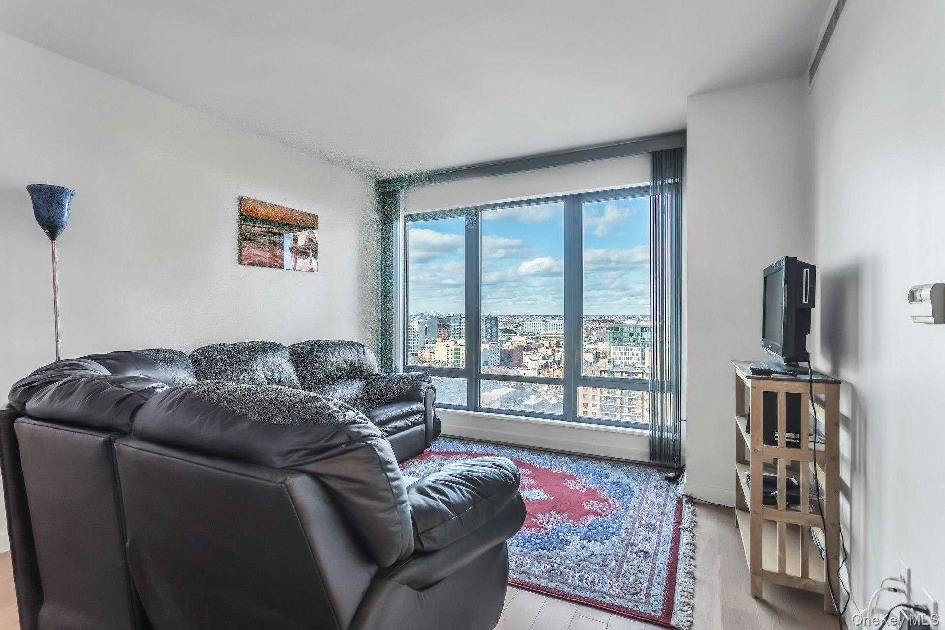 138-35 39th Avenue 14m Property Photo 17
