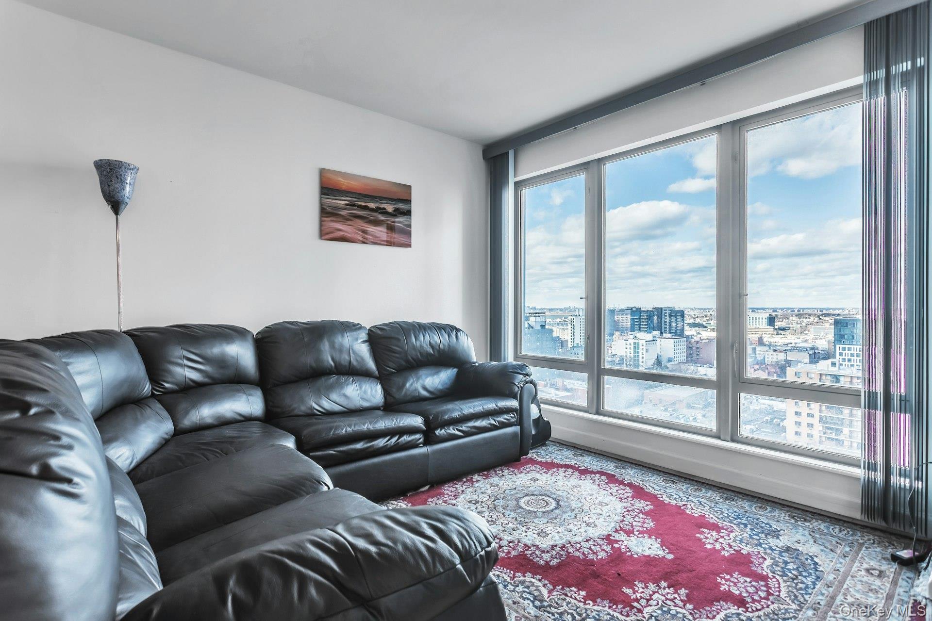 138-35 39th Avenue 14m Property Photo 18
