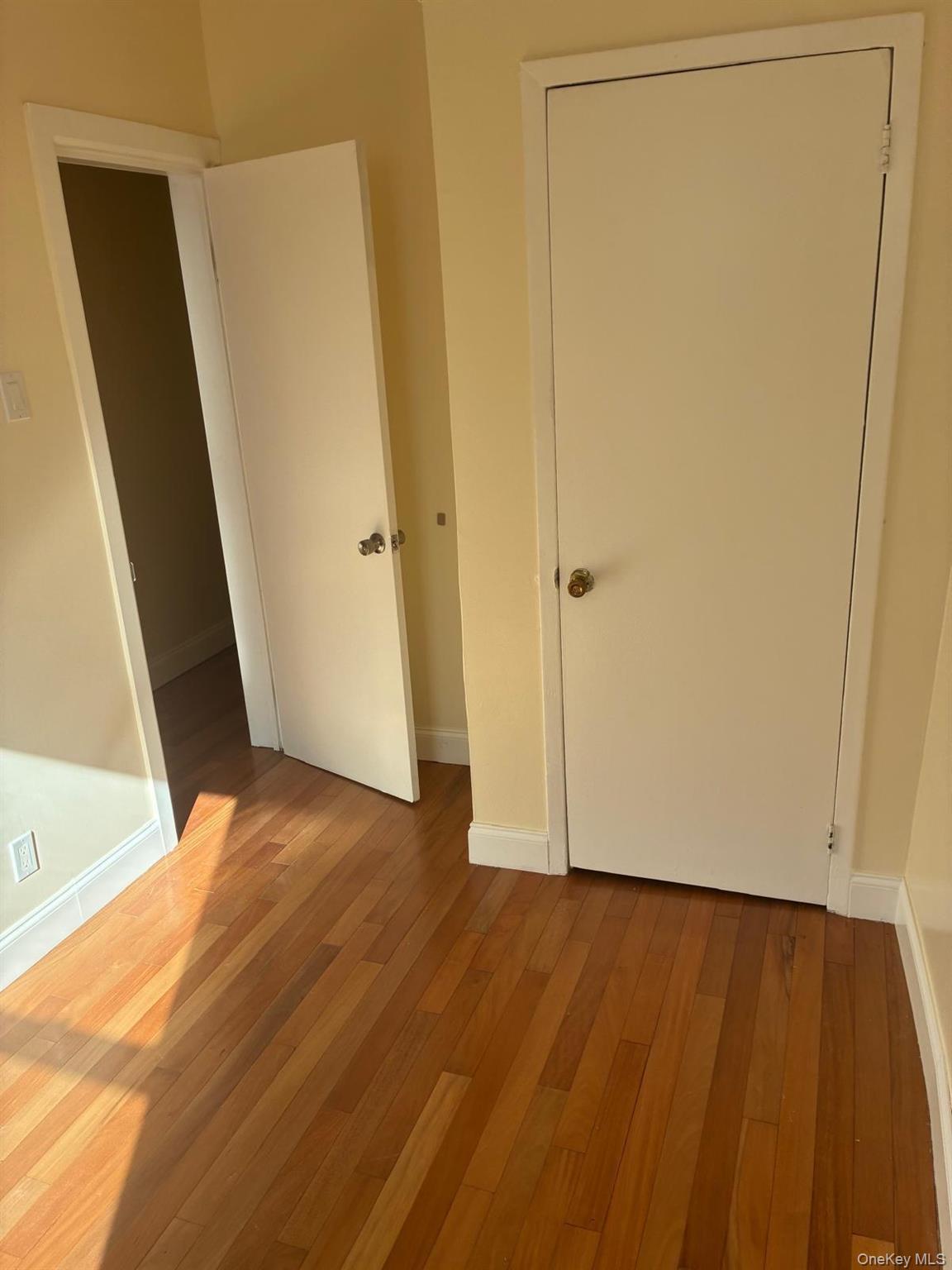 1029 College Avenue Property Photo 3