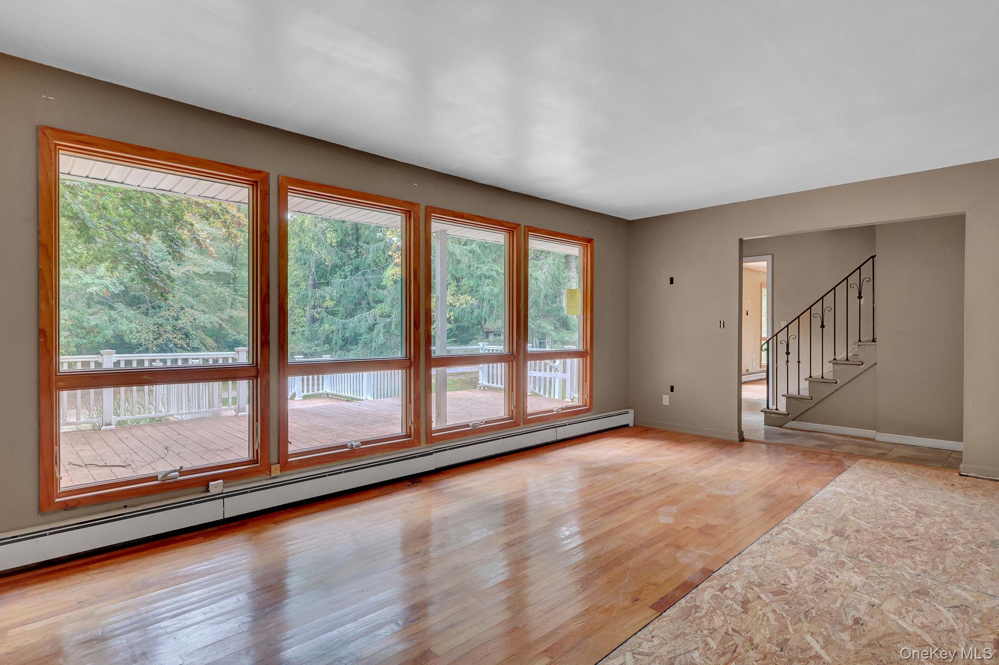 56 E Bartlett Road Property Photo 6