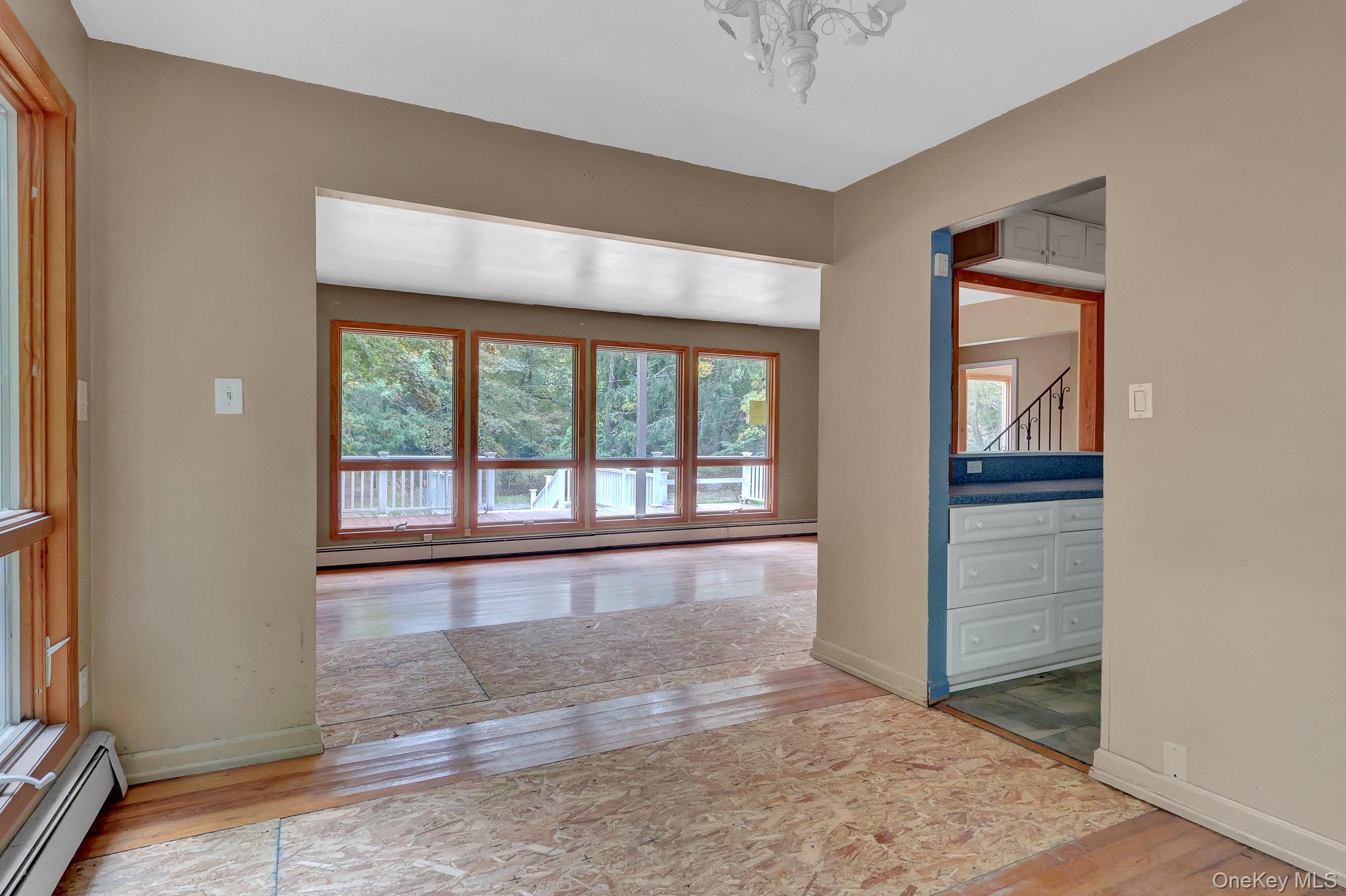 56 E Bartlett Road Property Photo 8