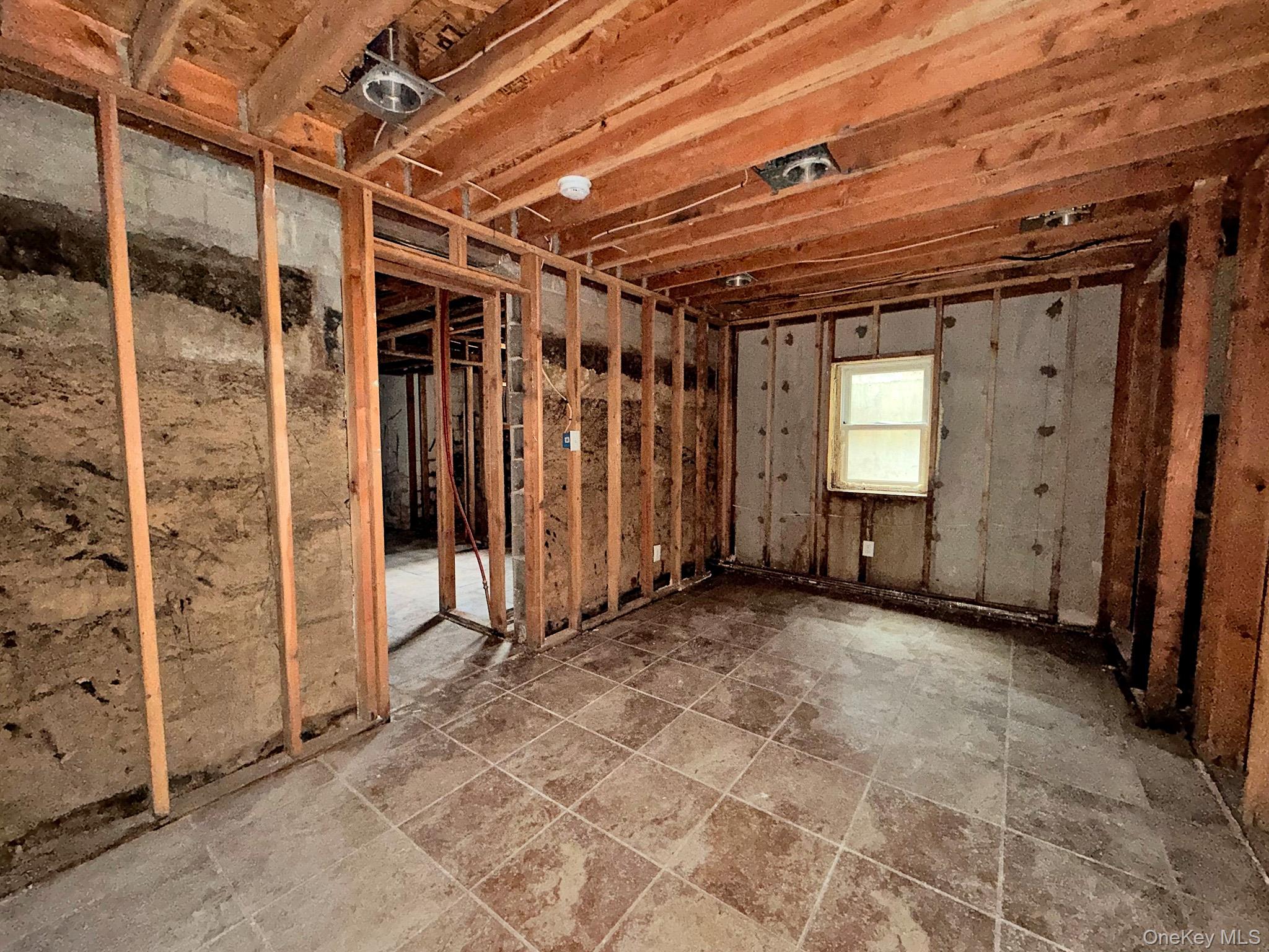 56 E Bartlett Road Property Photo 20