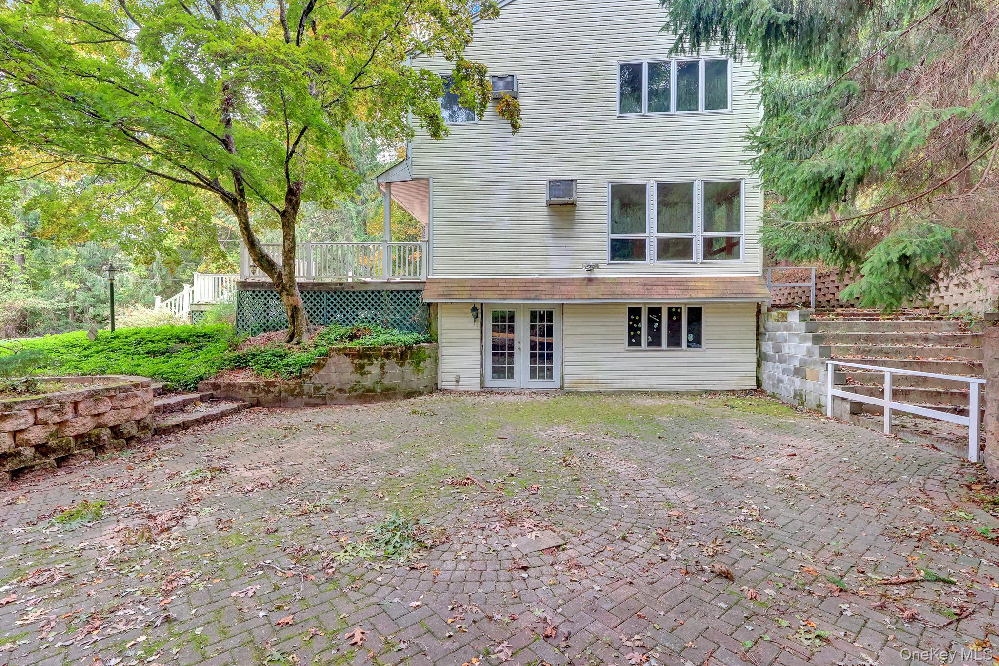 56 E Bartlett Road Property Photo 22