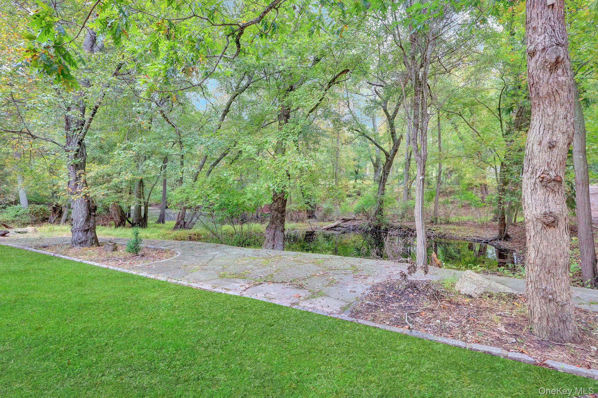 56 E Bartlett Road Property Photo 24