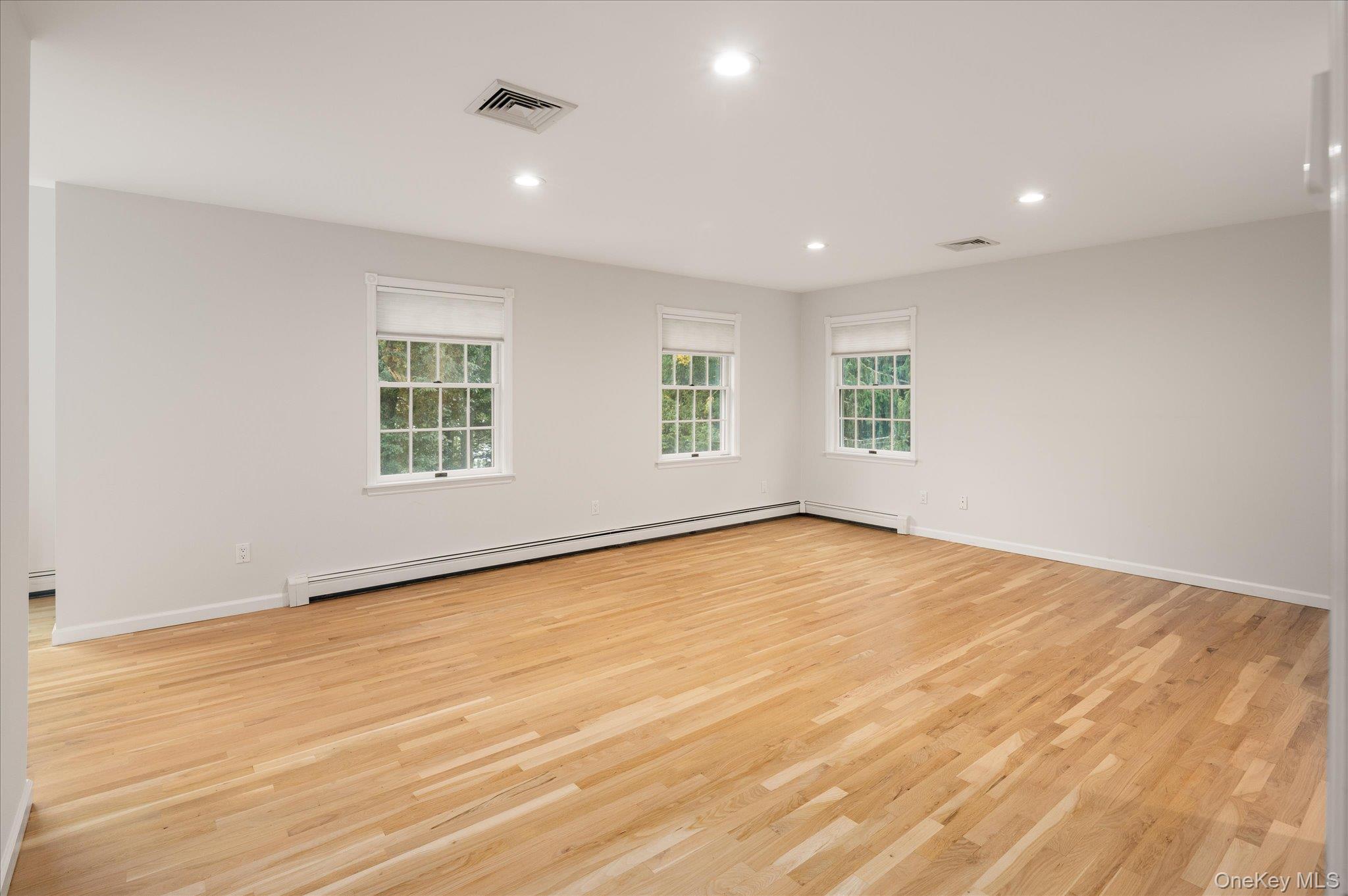 56 Londonderry Lane Property Photo 39