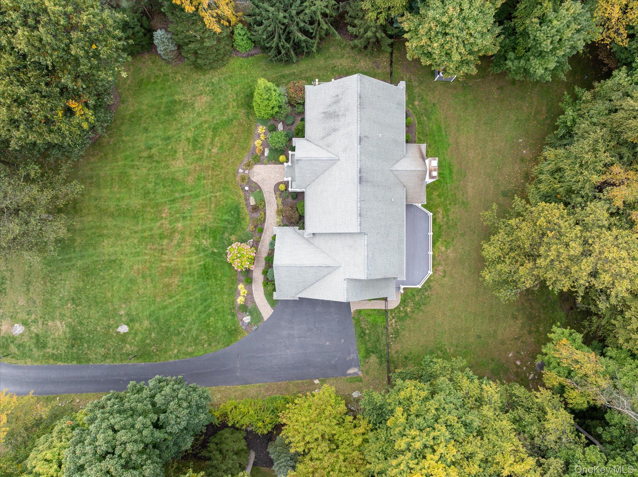 56 Londonderry Lane Property Photo 48