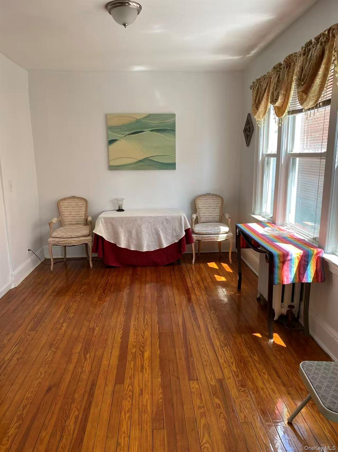 4361 161st Street Property Photo 2