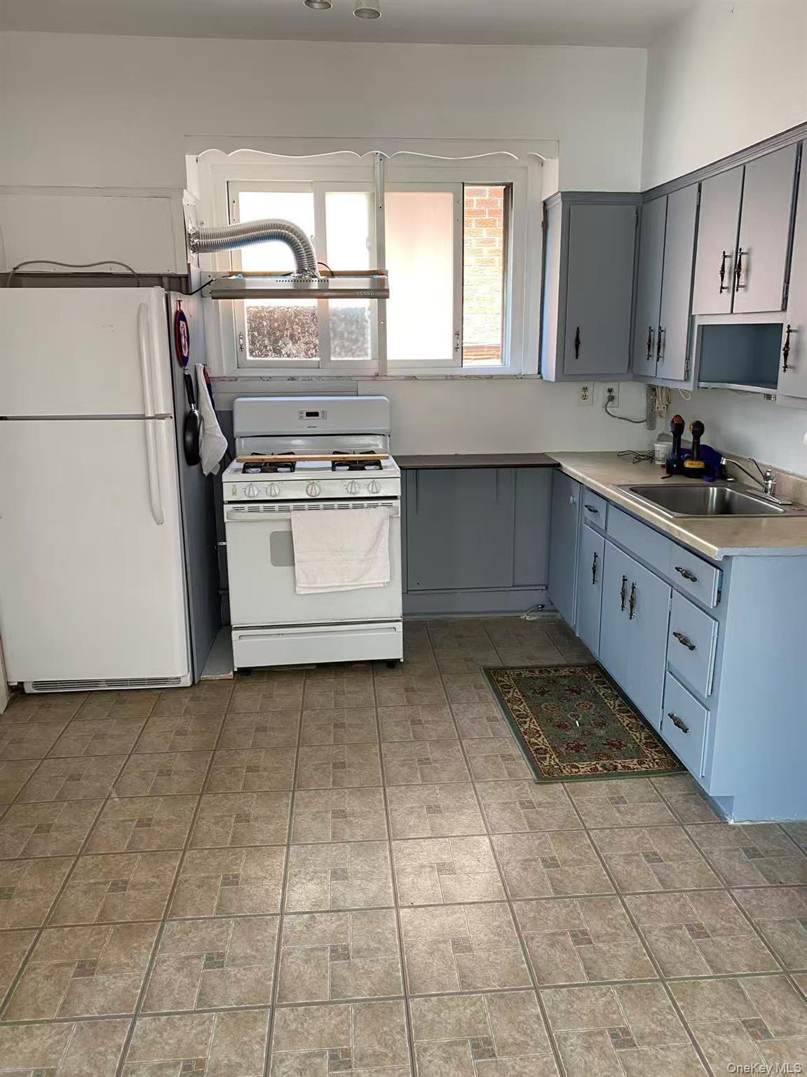 4361 161st Street Property Photo 4