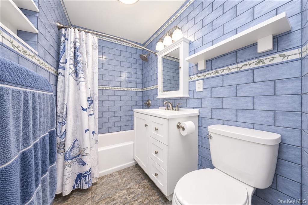 1625 Emmons Avenue Dd Property Photo 13