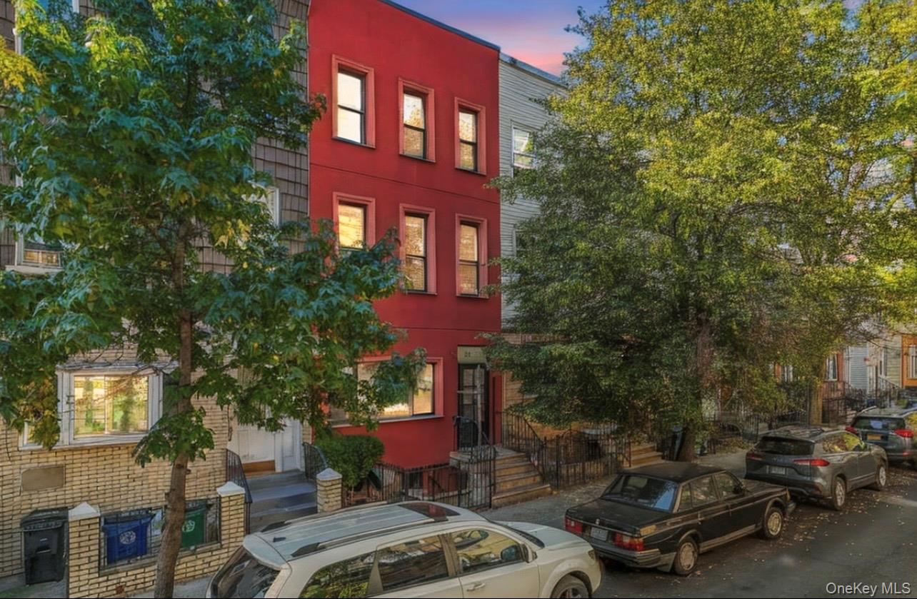 37 Jewel Street Property Photo 1
