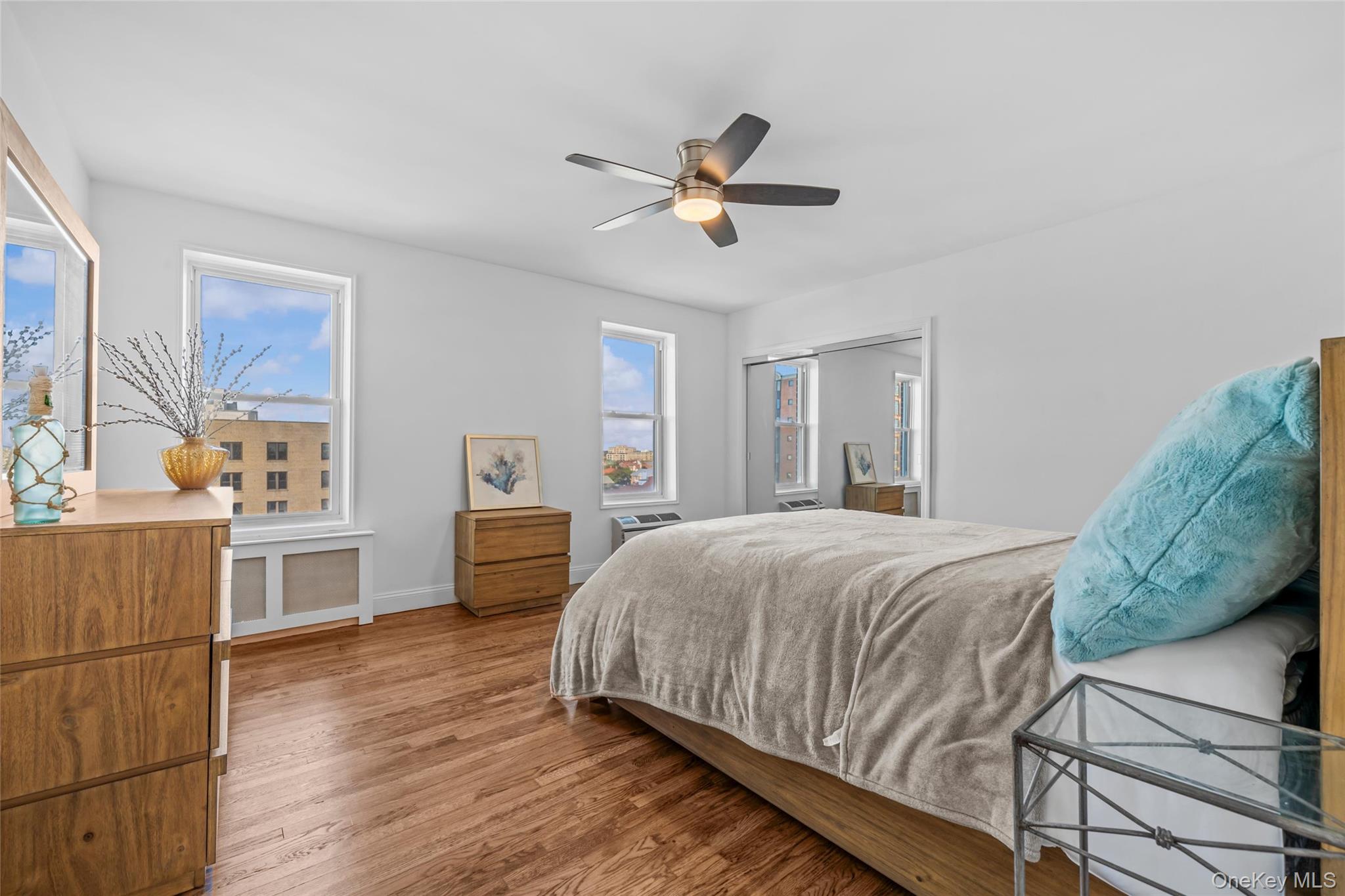 1 E Broadway 7o Property Photo 14