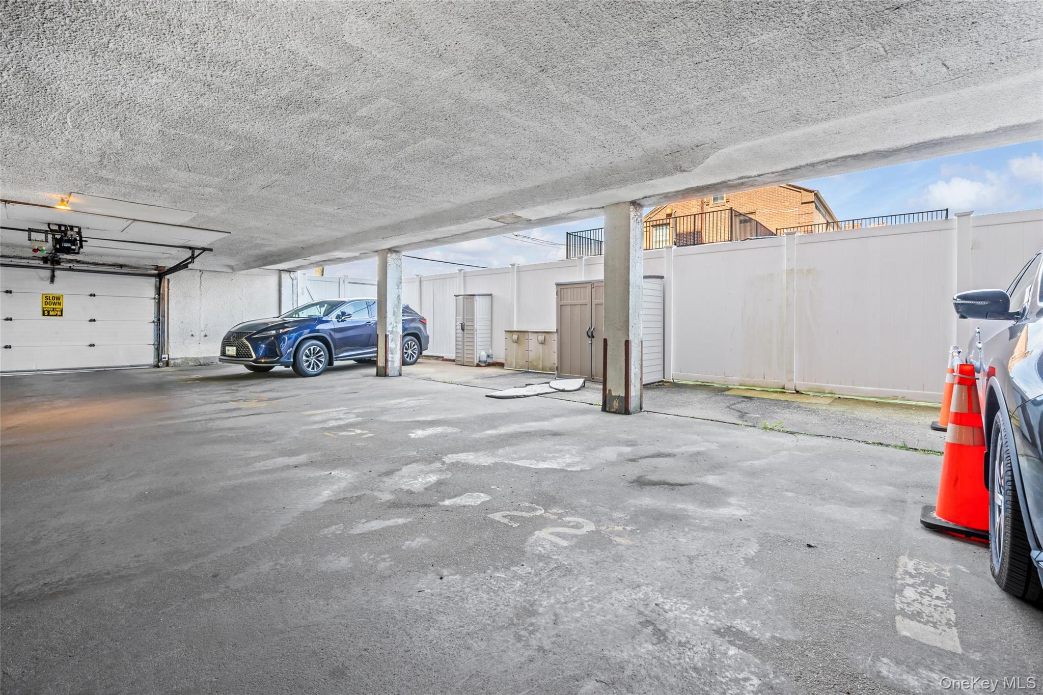 1 E Broadway 7o Property Photo 21