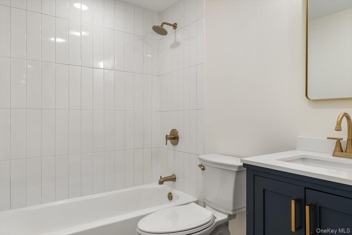 263 River Avenue 19 Property Photo 13