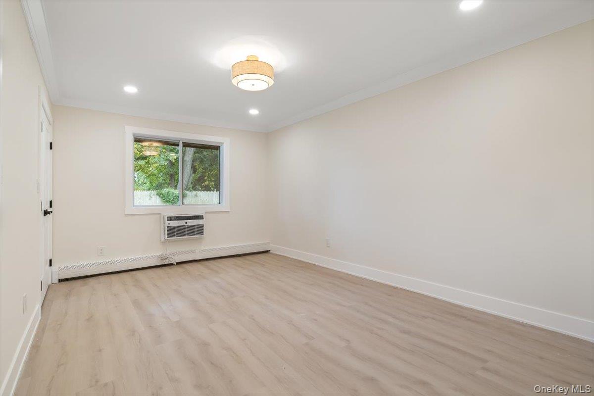 263 River Avenue 19 Property Photo 14