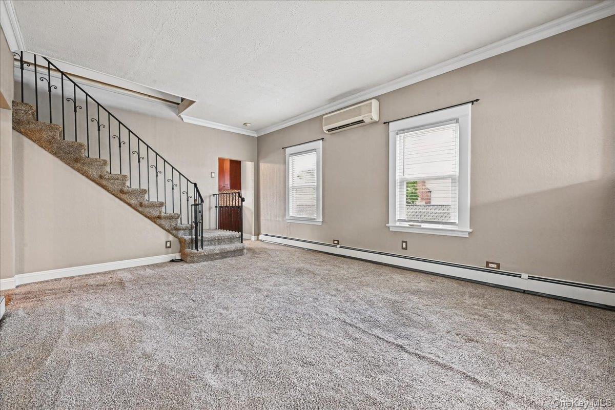 635 S 6th Street Property Photo 6
