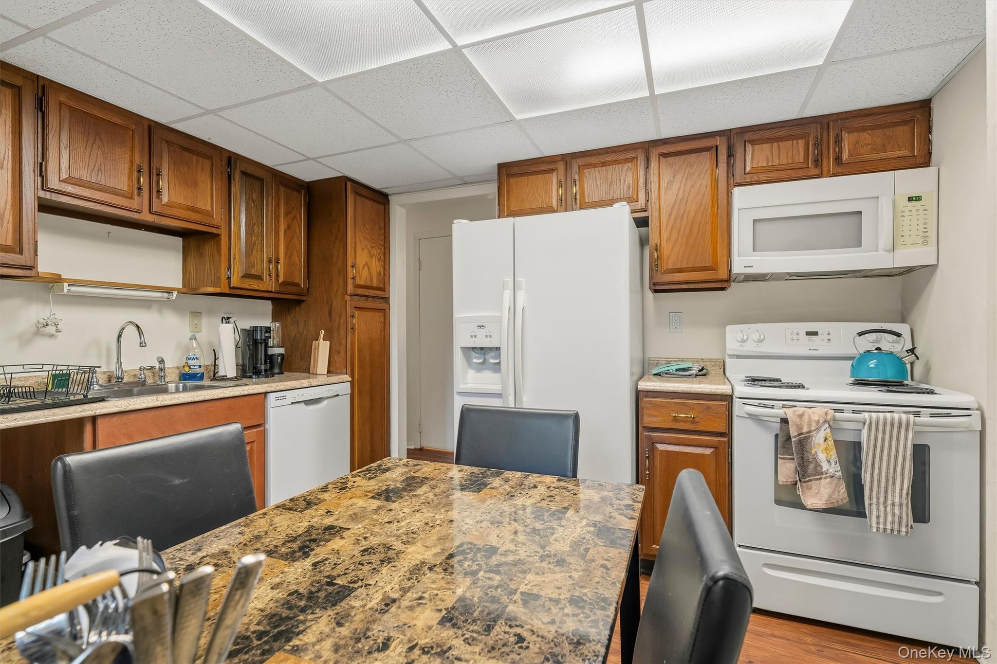 14 Essex Street Property Photo 19