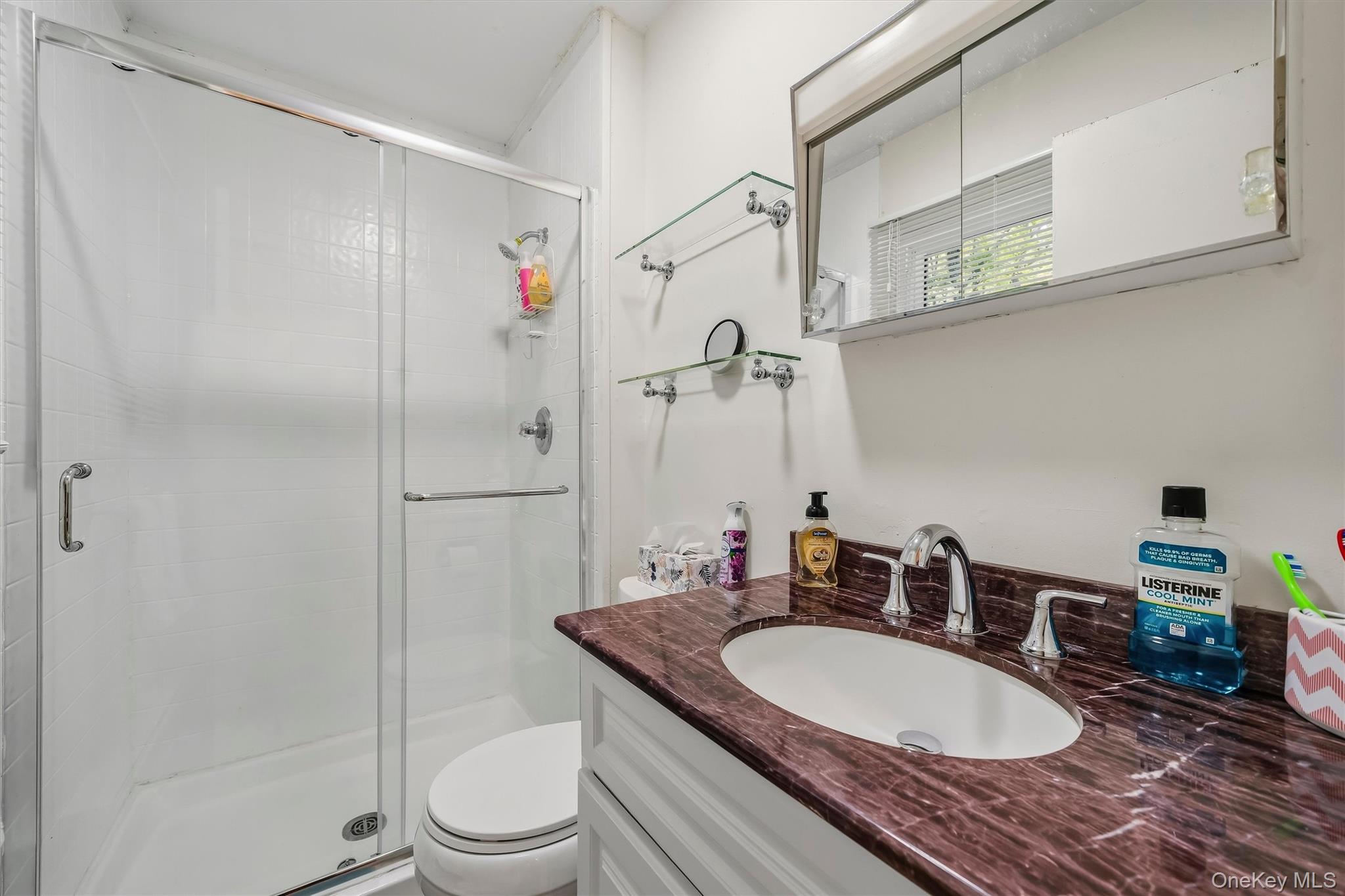 14 Essex Street Property Photo 24