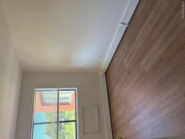 66-78 69th Street Property Photo 5