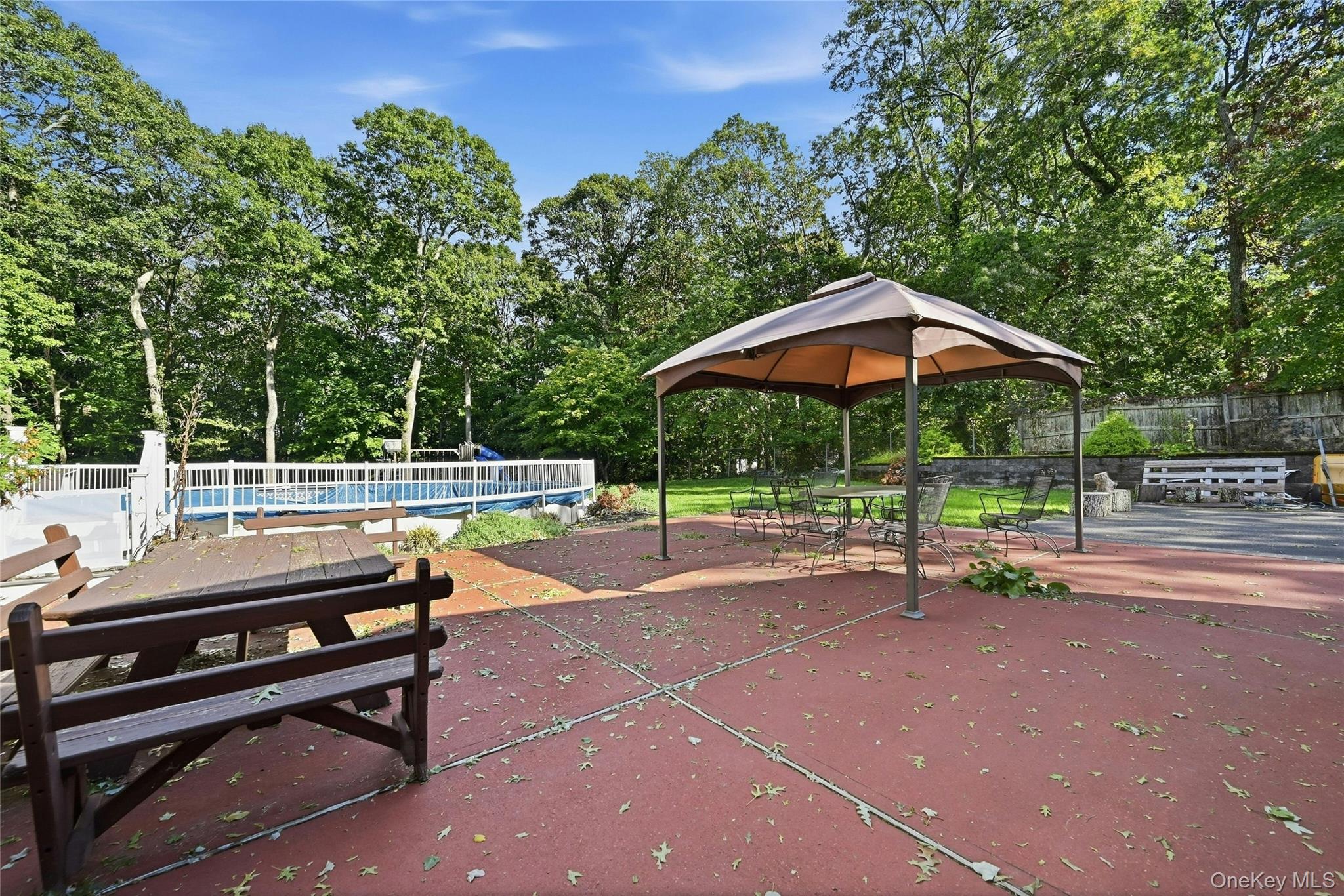 82 Oakwood Drive Property Photo 26