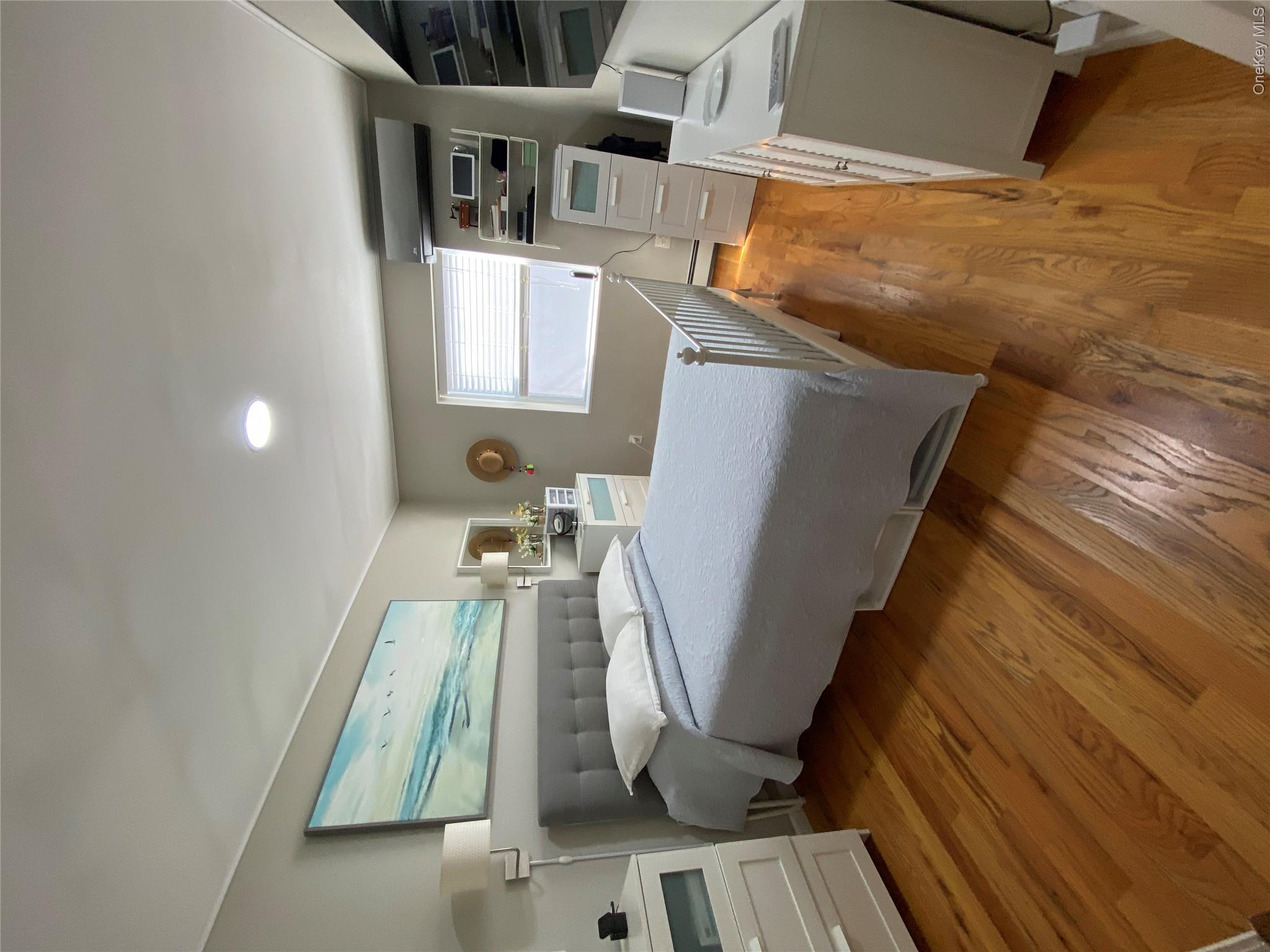 175 Beach 29th Street Property Photo 6