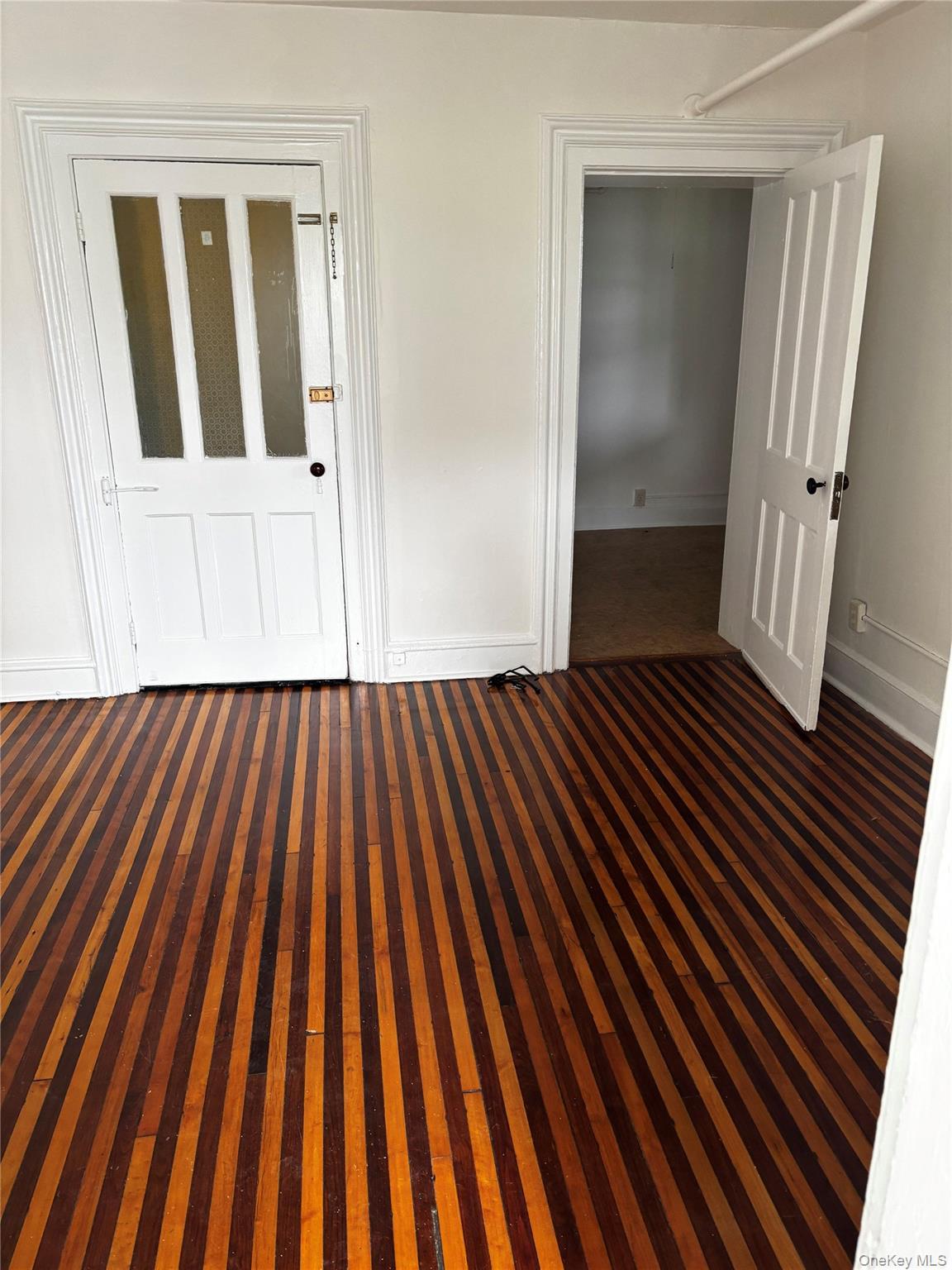 24 Grandview Avenue B Property Photo 10