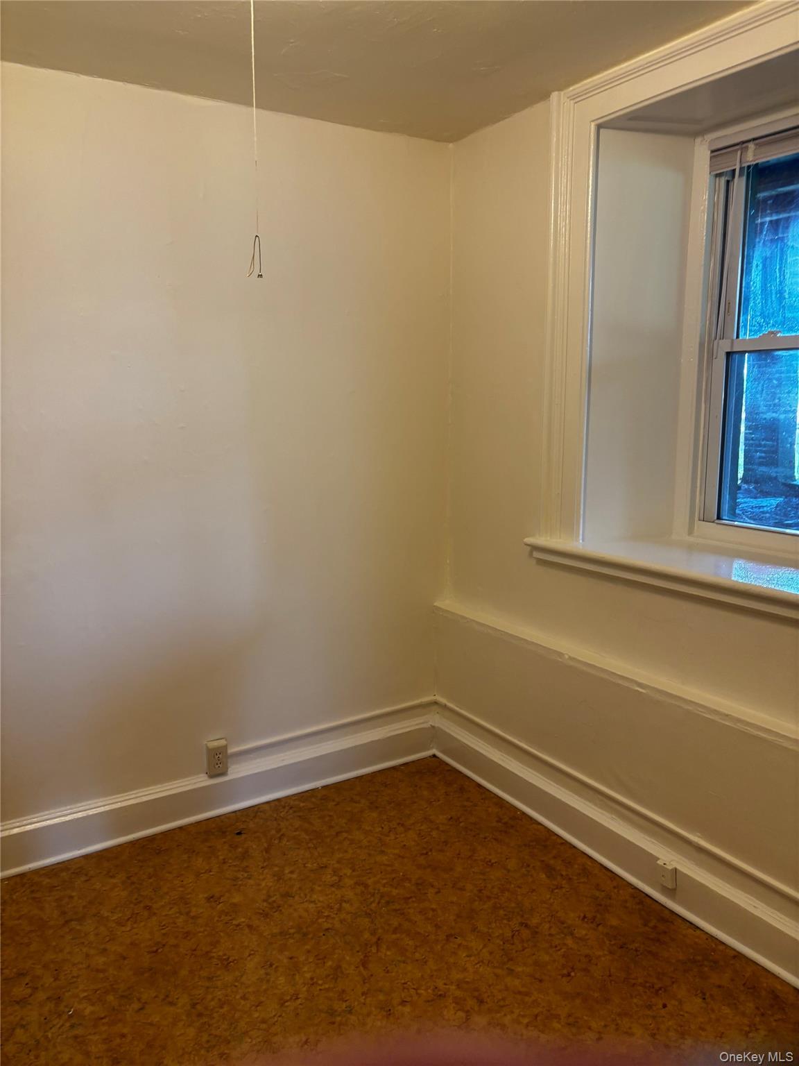 24 Grandview Avenue B Property Photo 13
