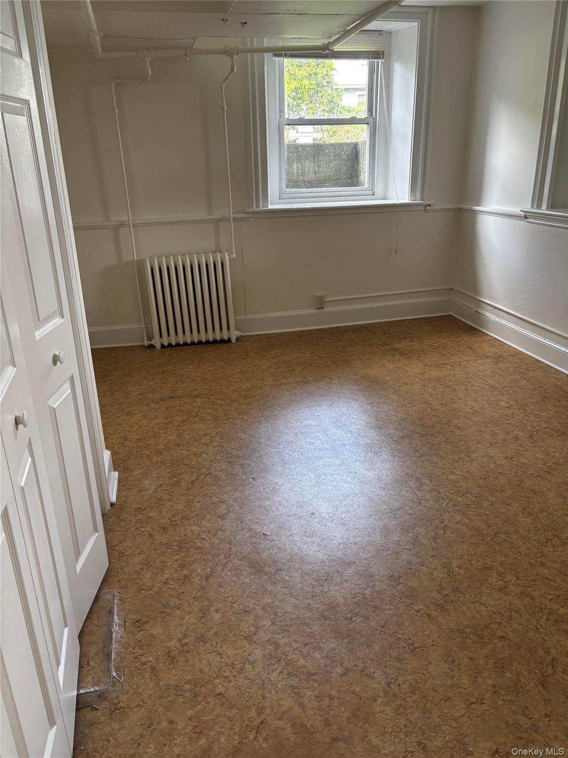 24 Grandview Avenue B Property Photo 14