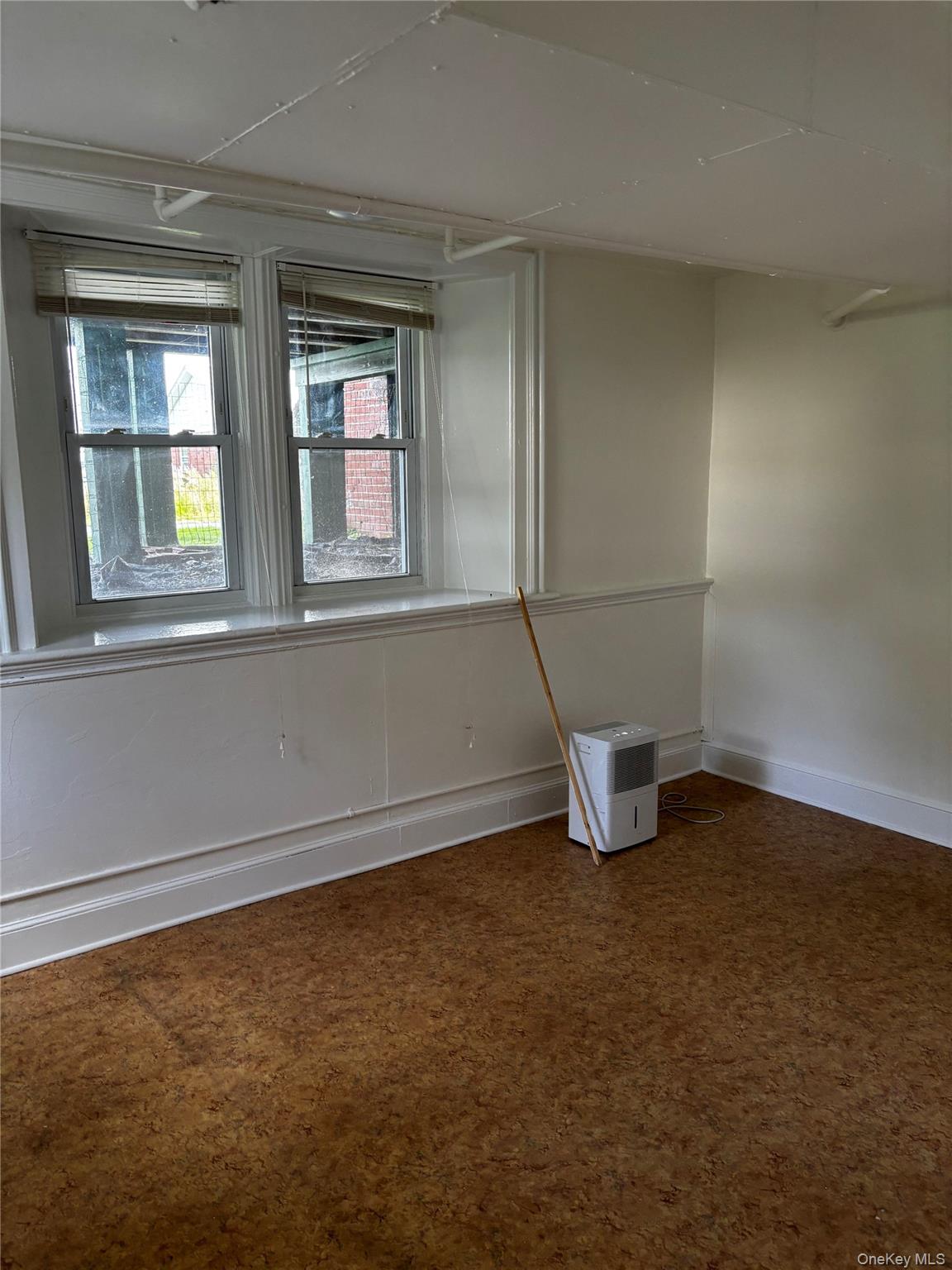 24 Grandview Avenue B Property Photo 16