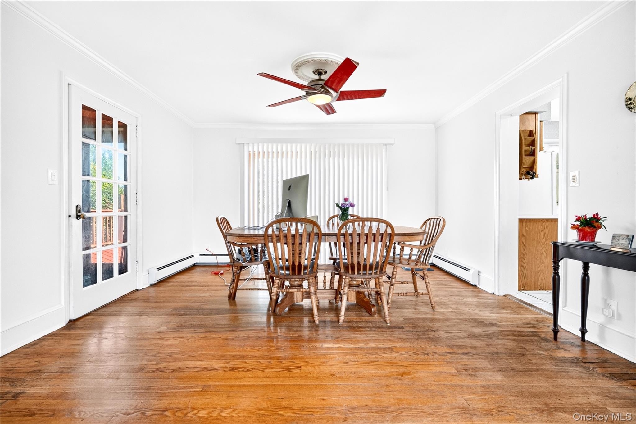 62 Van Wart Street Property Photo 8