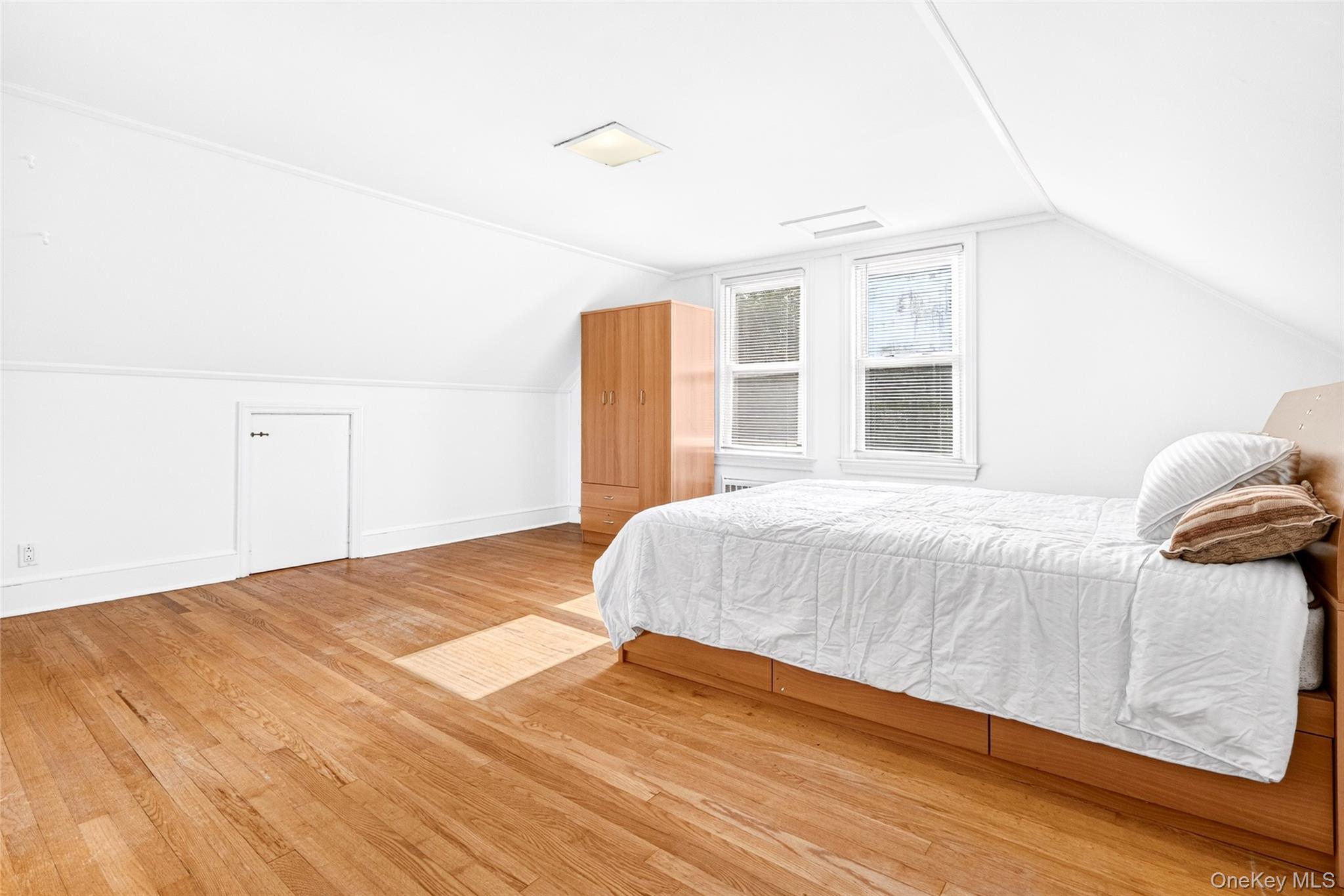 62 Van Wart Street Property Photo 27
