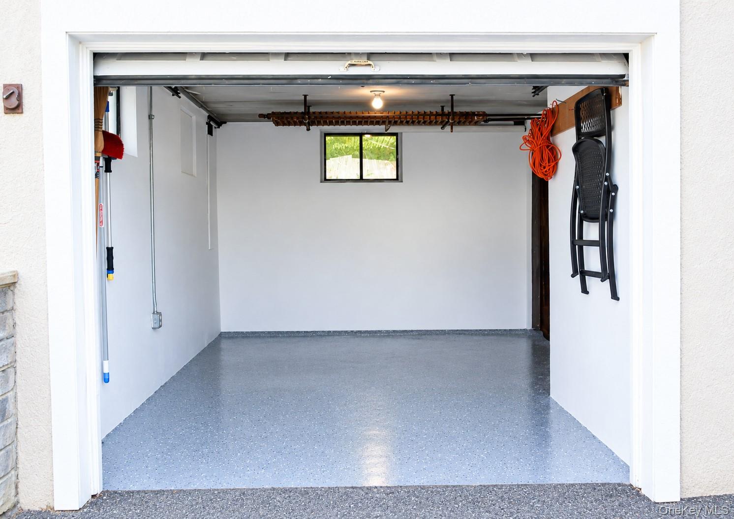62 Van Wart Street Property Photo 40