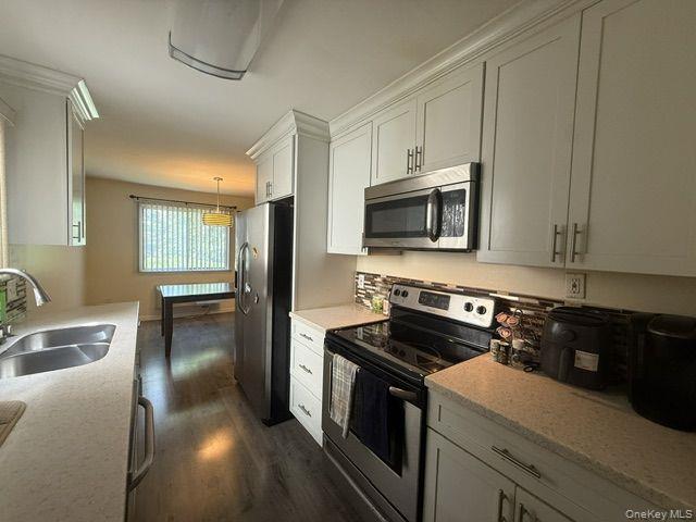 21 Village Park Drive 1b Property Photo 10