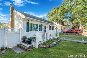 32 Pine Tree Drive Property Photo 3