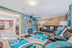 32 Pine Tree Drive Property Photo 6