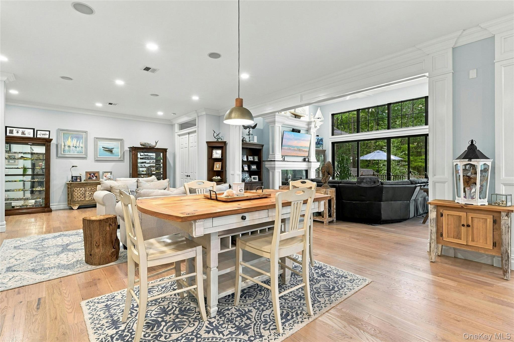 595 Moriches Road Property Photo 10