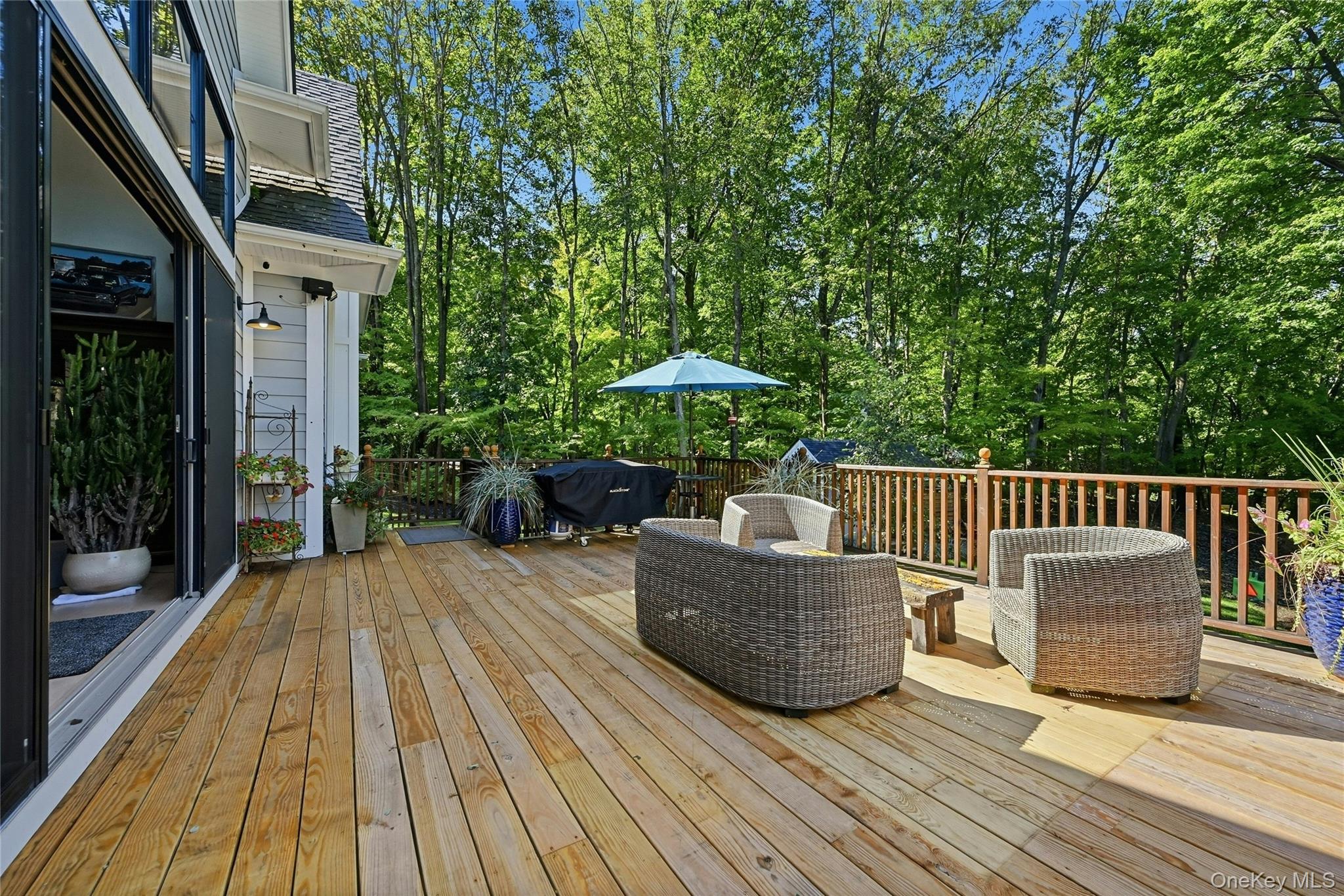 595 Moriches Road Property Photo 30