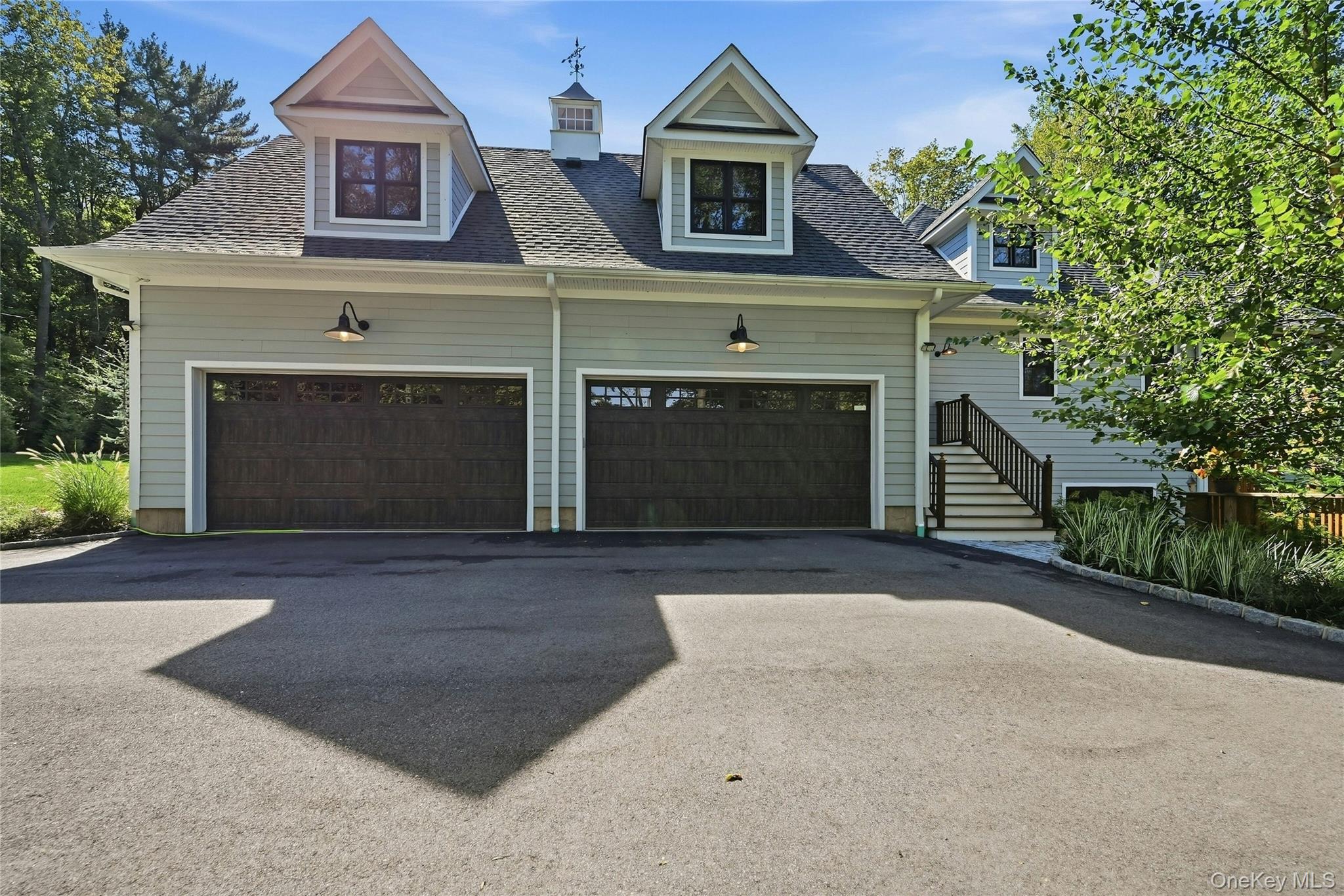595 Moriches Road Property Photo 34