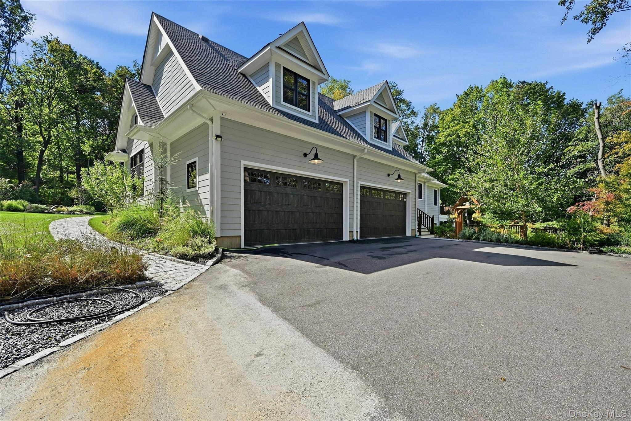 595 Moriches Road Property Photo 35