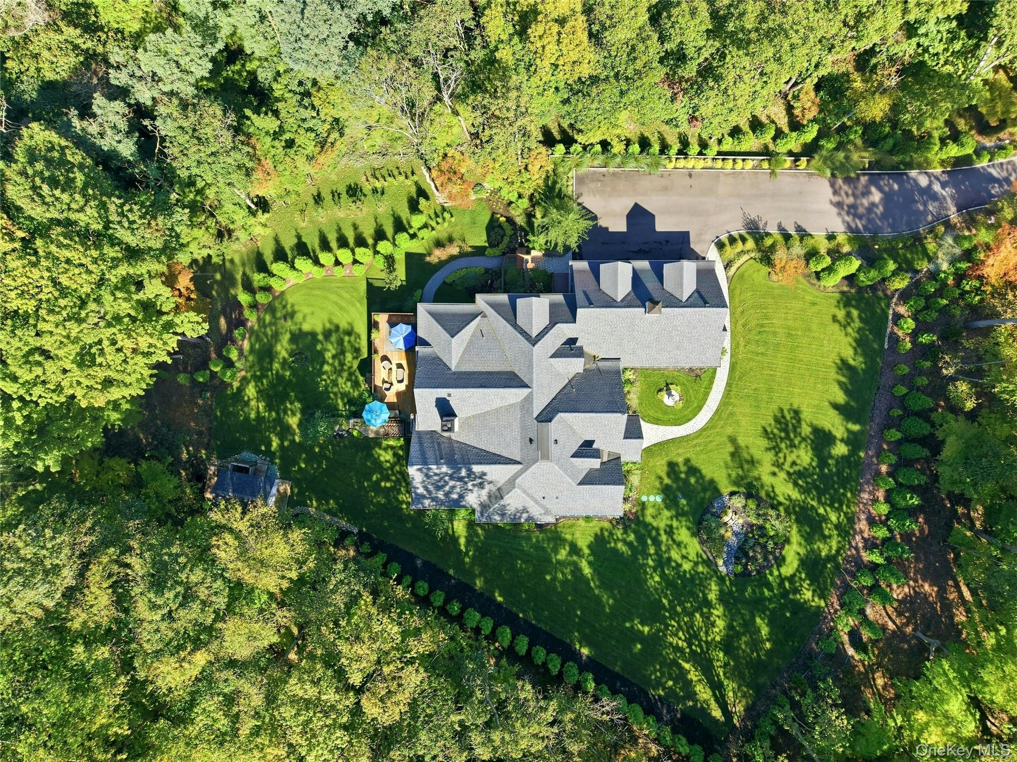 595 Moriches Road Property Photo 41