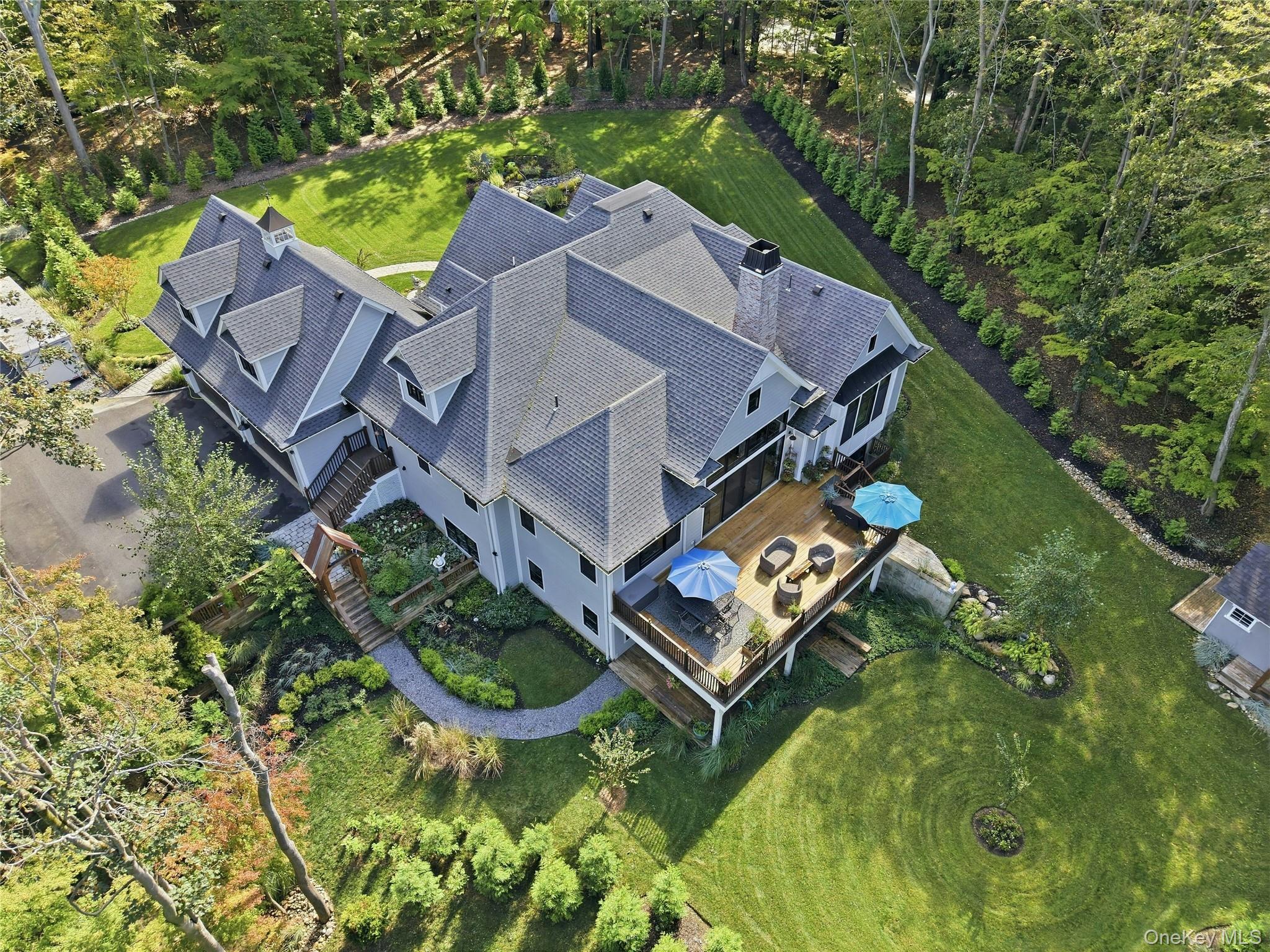 595 Moriches Road Property Photo 42