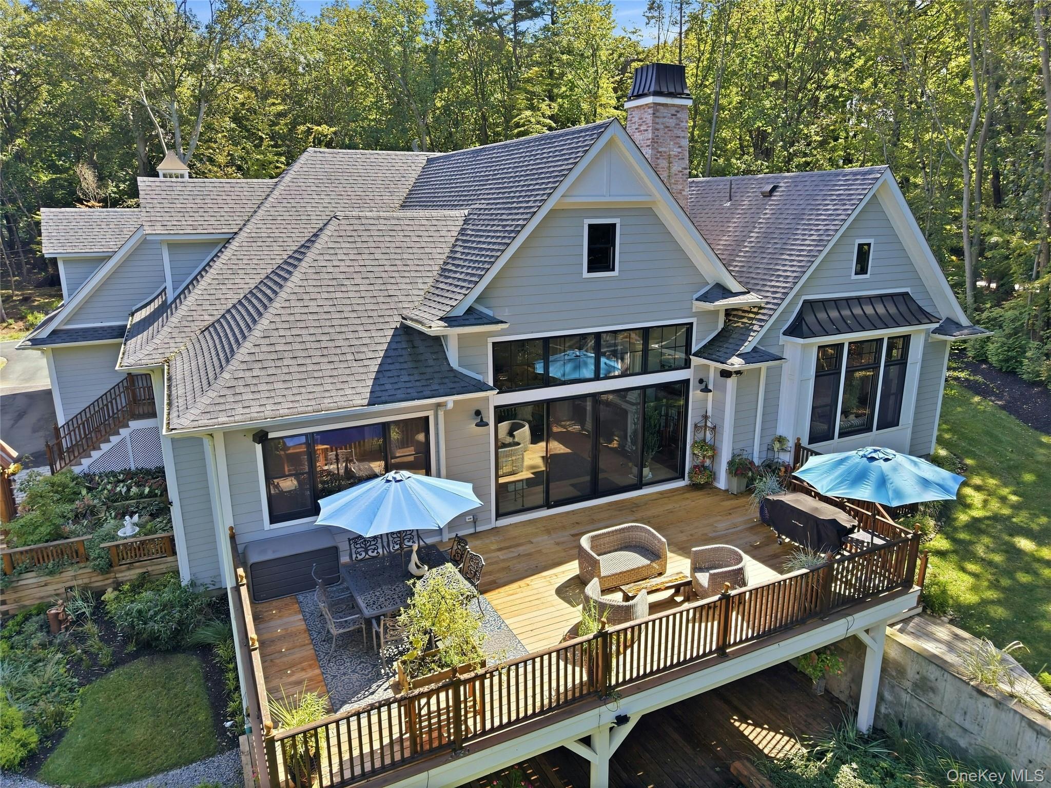 595 Moriches Road Property Photo 44