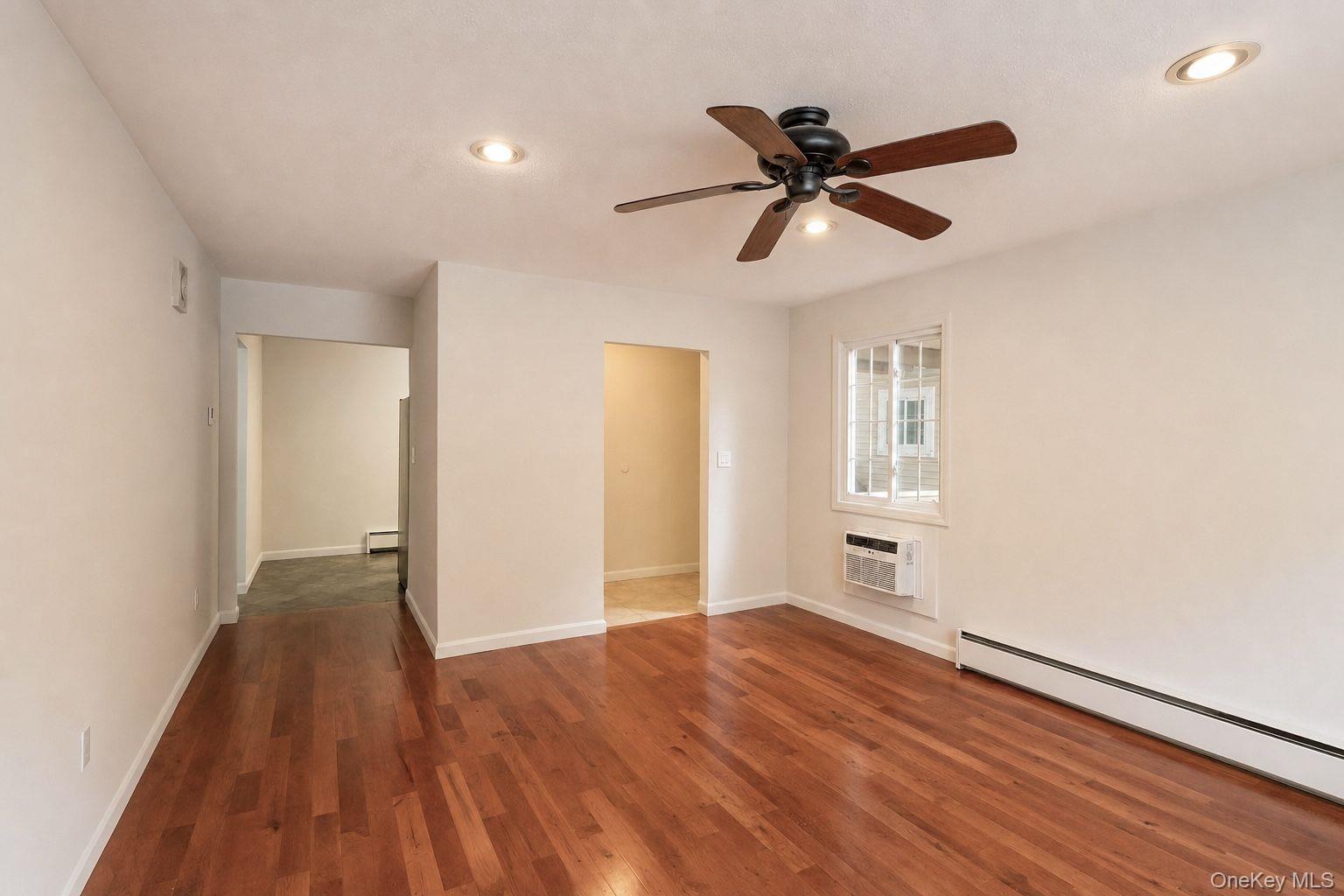 319 Fox Run Lane Property Photo 6
