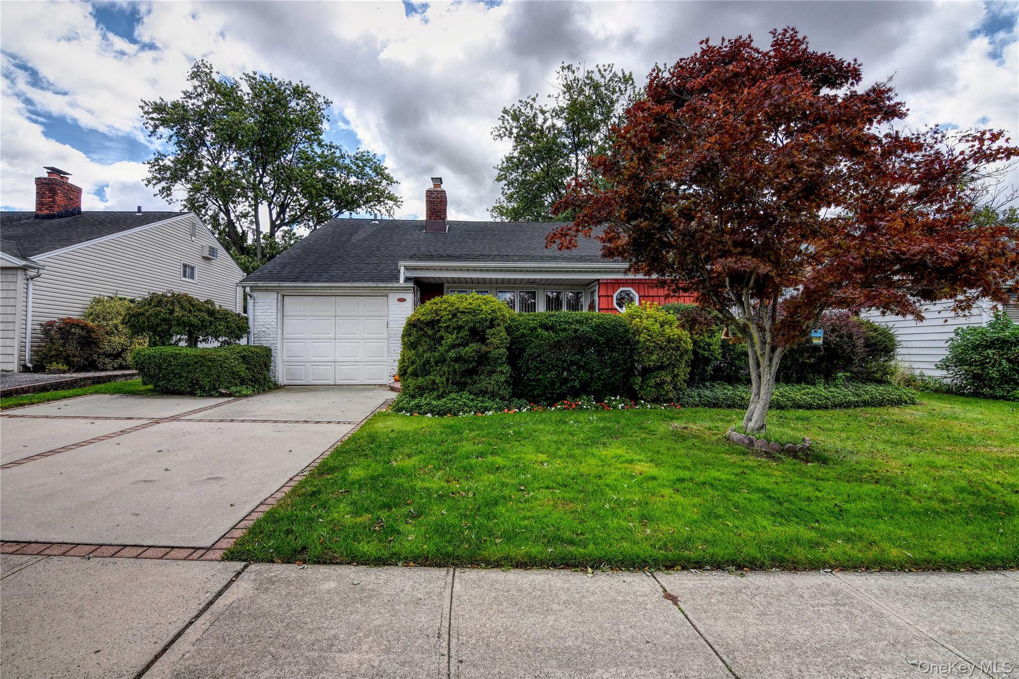 3758 Windsor Drive Property Photo 1