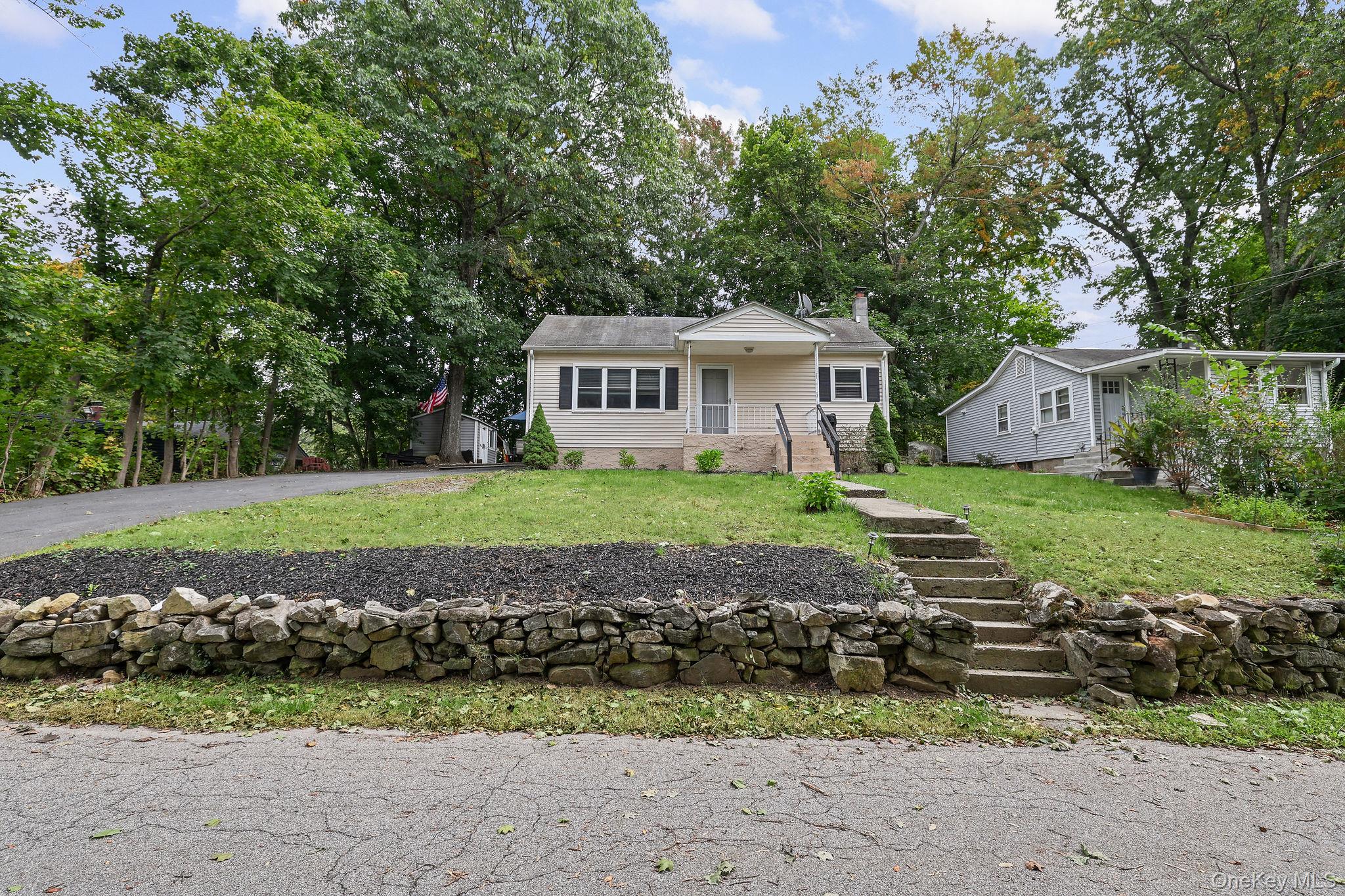 11 Norwood Road Property Photo 1