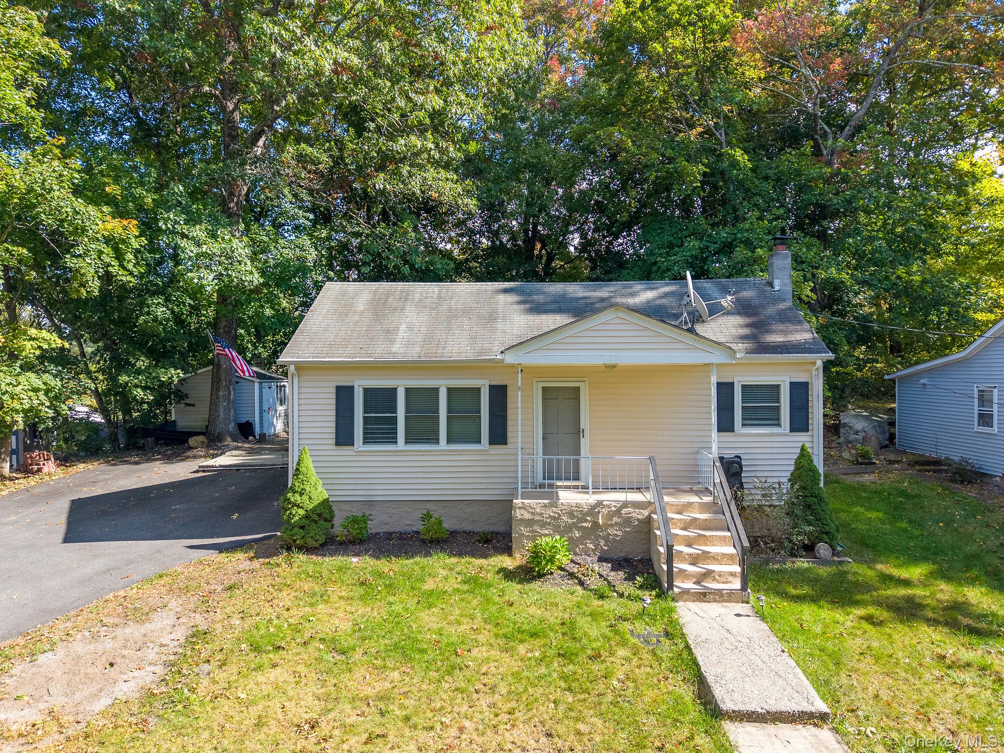 11 Norwood Road Property Photo 1