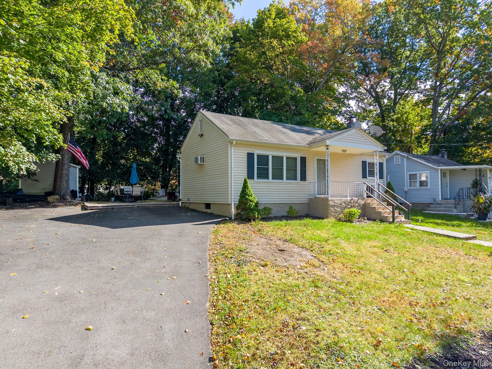 11 Norwood Road Property Photo 2