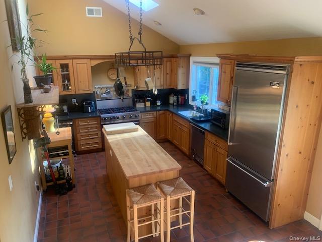 39 Moran Way Property Photo 2