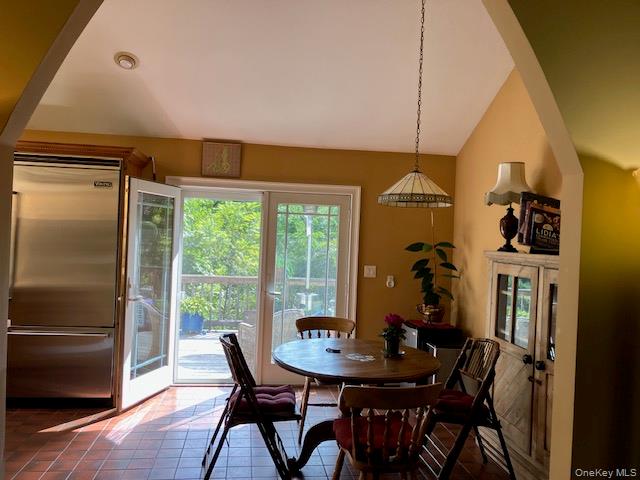 39 Moran Way Property Photo 4